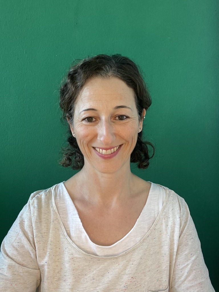 Porträt von Physiotherapeutin Andrea Schwar